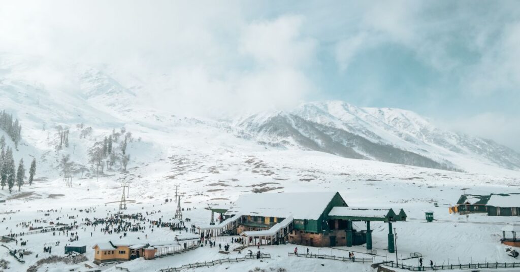 Best Time to visit Kashmir for Snowfall